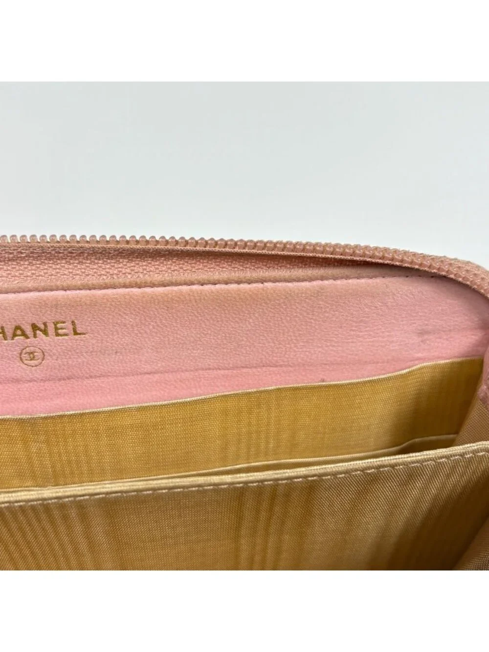 CHANEL 4000016190432 brand